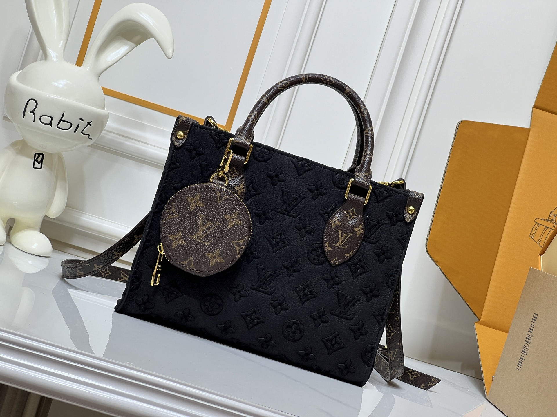 Louis Vuitton LV Classic Handbag Monogram Miroir Model M53152 Detachable Strap Office Commute Luxury Accessory